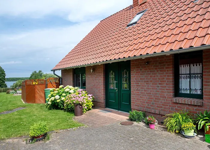 Grosses Mit Seeblick *